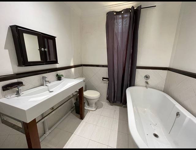 4 BEDROOM HOUSE FOR SALE IN ESSENWOOD